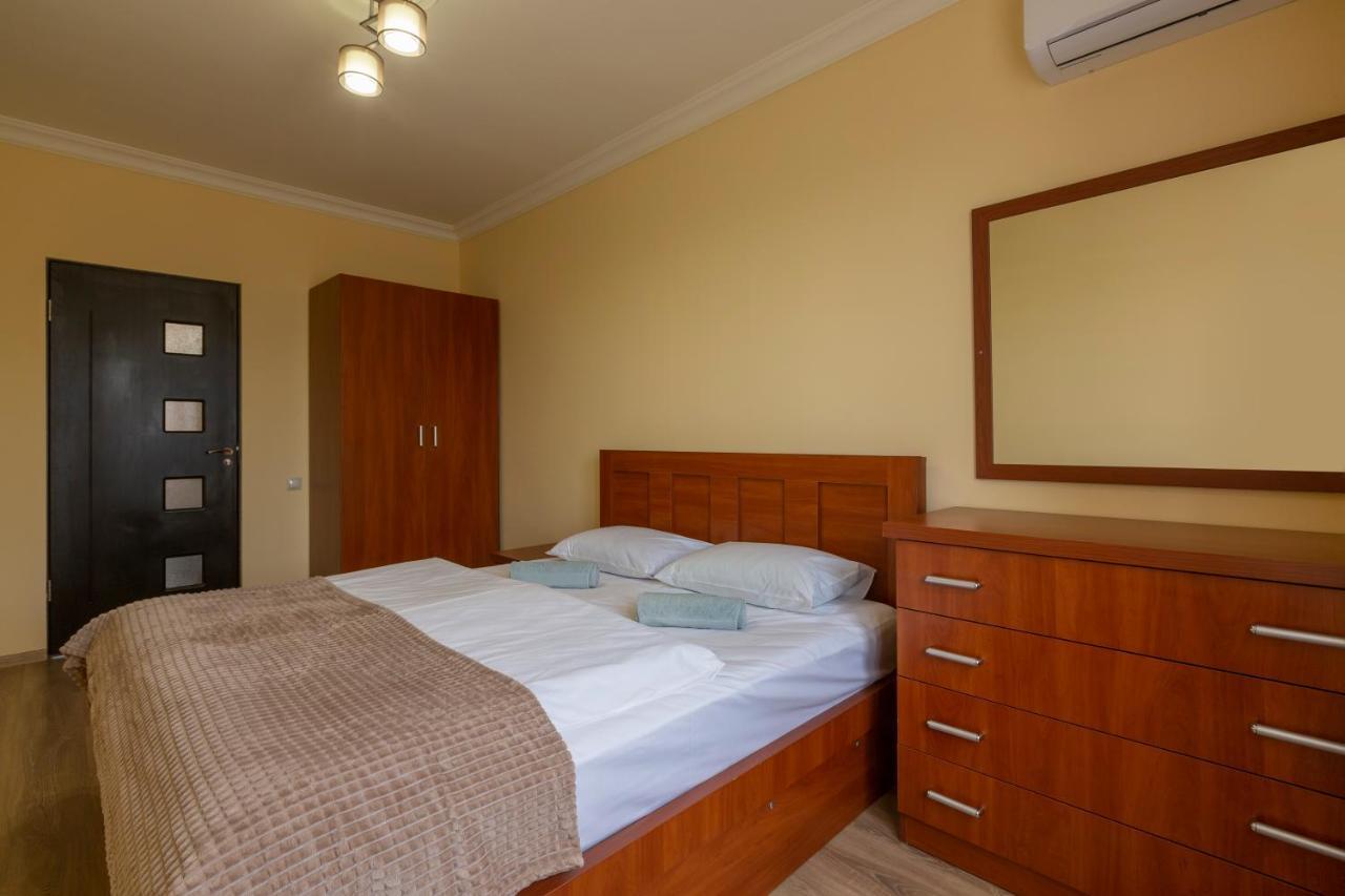 Umba Apartment N5 - Balcony And Mount Ararat View Jerevan Exteriör bild